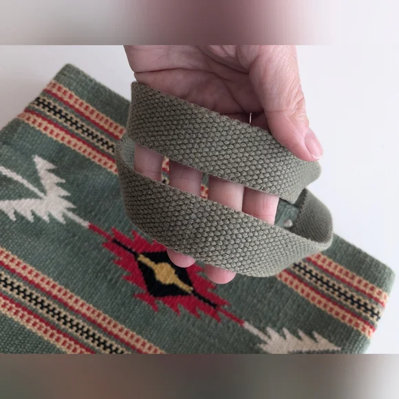 Aztec Patterned Tote Bag - Picture 4 of 8